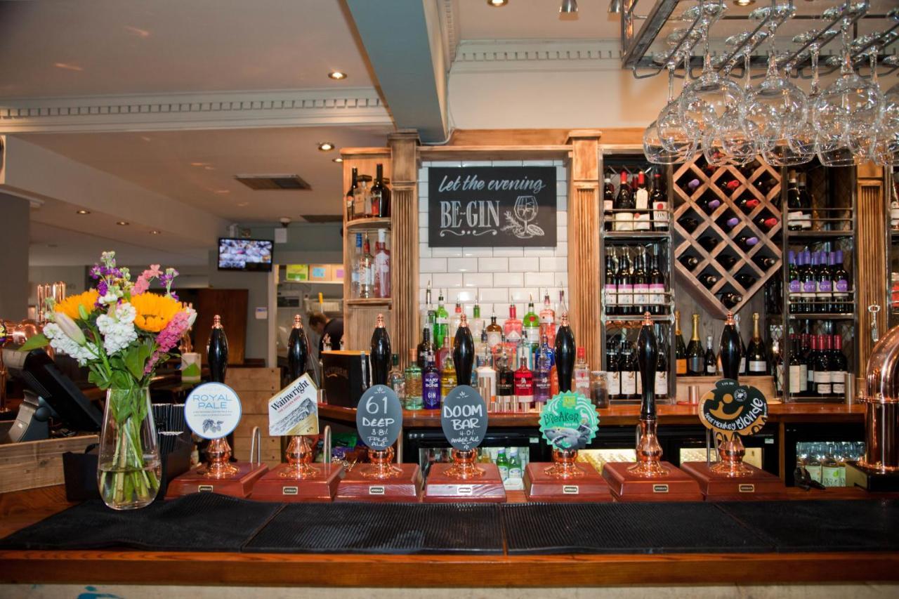 The Royal Hotel Bolton-le-Sands Exterior photo